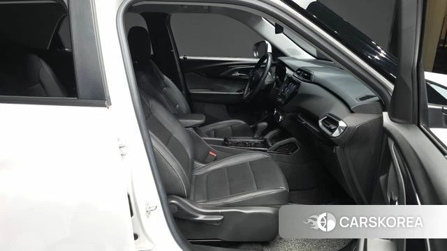 Chevrolet (GM Daewoo) Trailblazer 2022 Белый из Кореи, фото 2