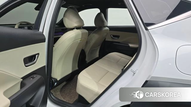 Hyundai Kona Hybrid (SX2) 2025 Белый из Кореи, фото 2