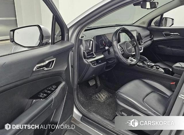 Kia Sportage 5th Generation Hybrid 2023 Серебристо-серый из Кореи, фото 2