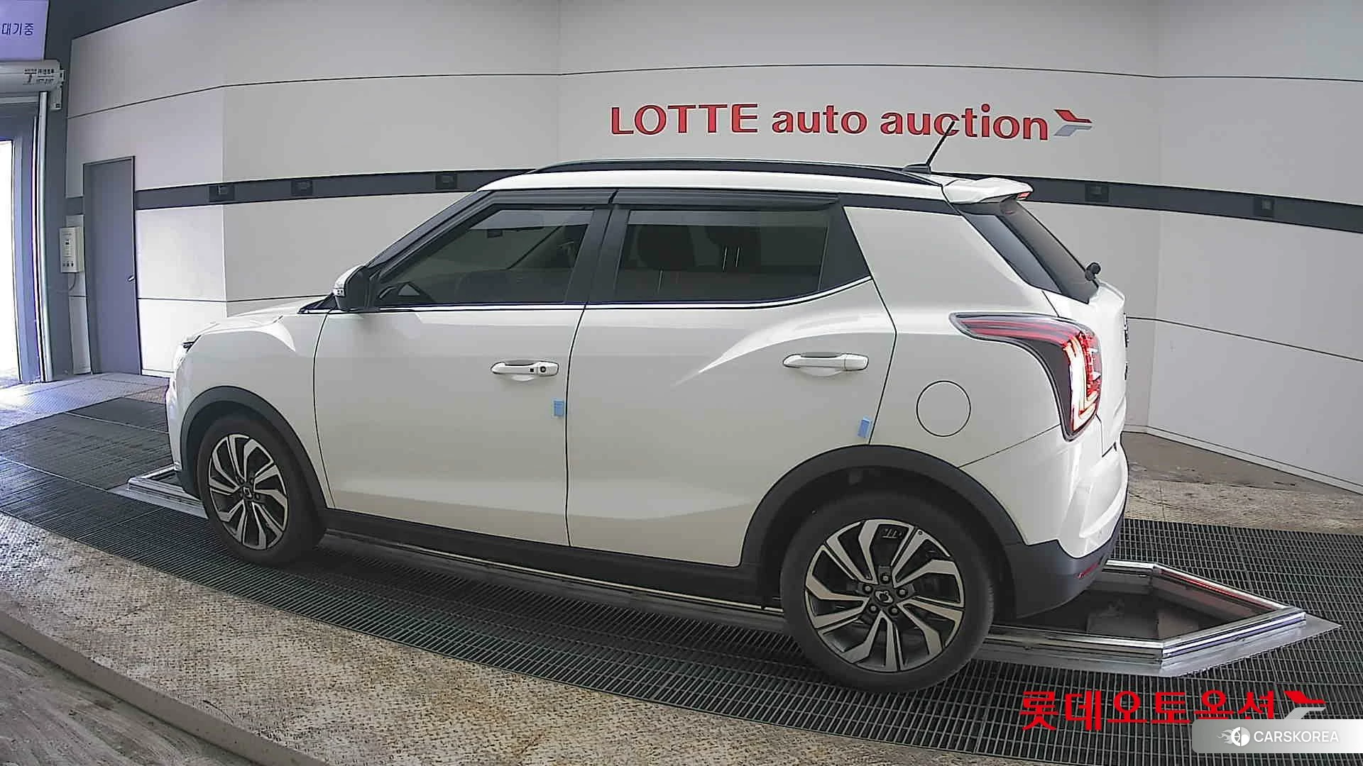 SsangYong Tivoli 2021 Grand White из Кореи, фото 2