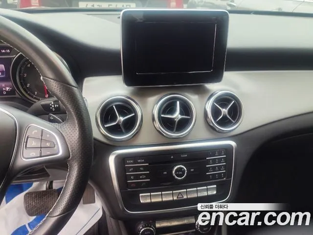 Mercedes-Benz GLA-Class X156 2018 Черный из Кореи, фото 2