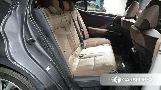 Lexus ES300h 7th generation 2025 Серый из Кореи, фото 2