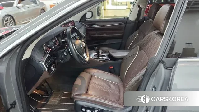 BMW 6 Series GT (G32) 2020 Серебристо-серый из Кореи, фото 2