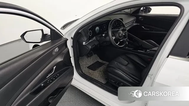 Hyundai Avante Hybrid (CN7) 2021 Белый из Кореи, фото 2