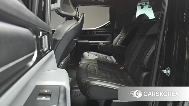 Kia Tasman 2025 Черный из Кореи, фото 2