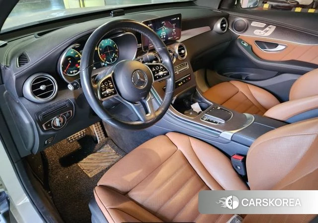 Mercedes-Benz GLC-Class X253 2023 Белый из Кореи, фото 2