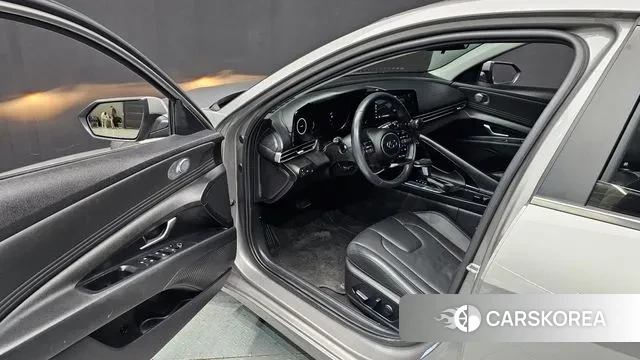 Hyundai Avante (CN7) 2020 Серебристо-серый из Кореи, фото 2