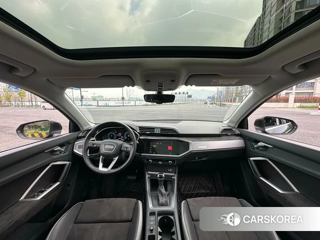 Audi Q3 2019 Темно-серый из Китая, фото 2