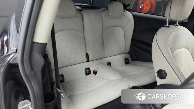 Mini Cooper S 2022 Черный из Кореи, фото 2