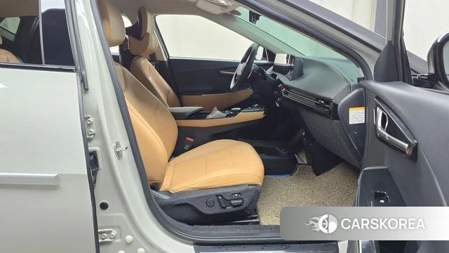 Kia EV6 2022 Серебряный из Кореи, фото 2