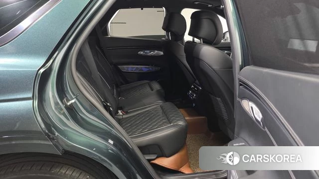 Genesis GV70 2021 Темно-зеленый из Кореи, фото 2
