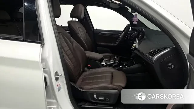 BMW X3 (G01) 2023 Белый из Кореи, фото 2