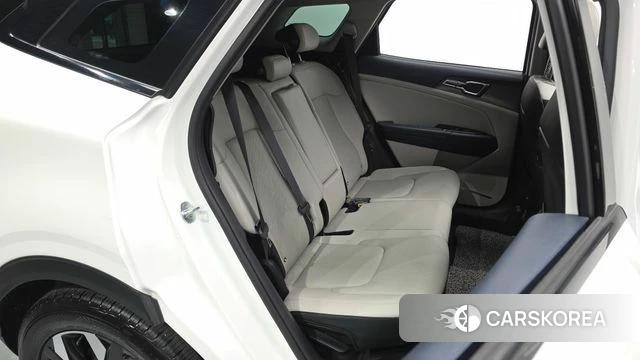 Kia Sportage 5th Generation 2021 Белый из Кореи, фото 2