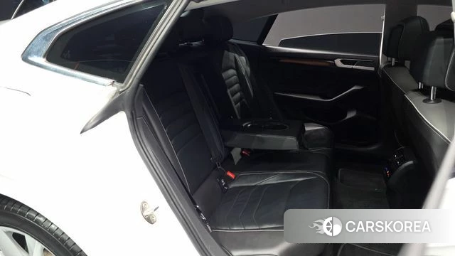 Volkswagen Arteon 2022 Белый из Кореи, фото 2