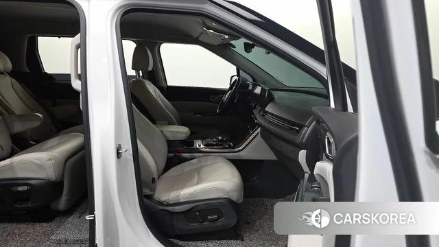 Kia Carnival 4th generation 2021 Белый из Кореи, фото 2