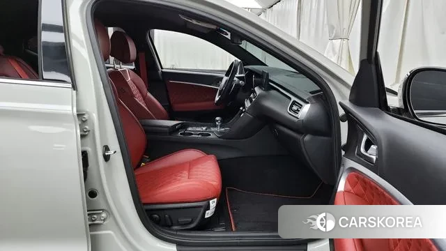 Genesis The New G70 2024 Цвет тростника из Кореи, фото 2