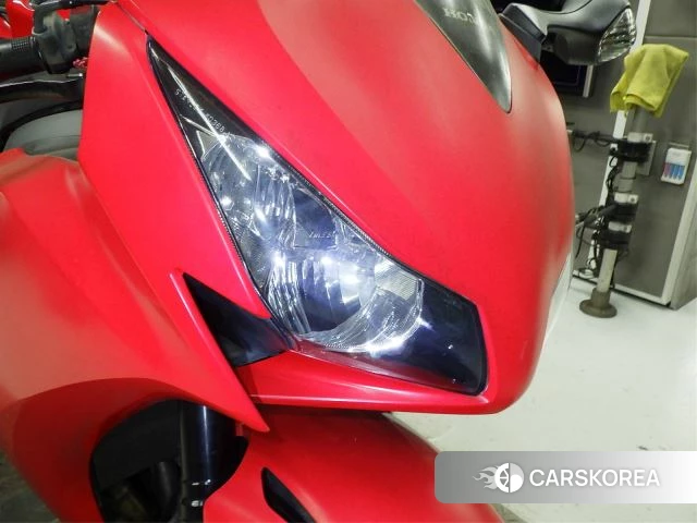 Проданный Honda CBR1000RR ABS id 3994928 из Японии, фото 3