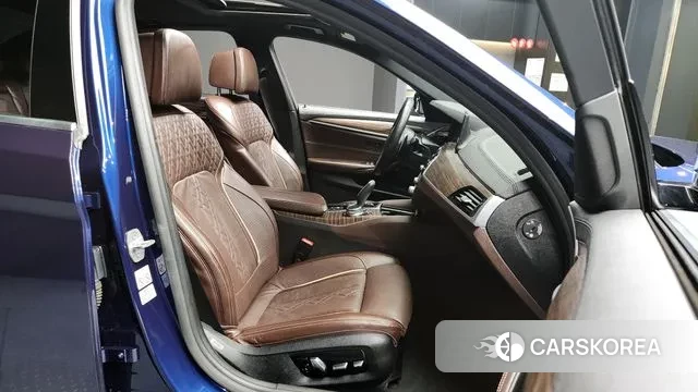 BMW 5 Series (G30) 2020 Синий из Кореи, фото 2