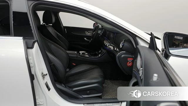 Mercedes-Benz CLS-Class C257 2019 Белый из Кореи, фото 2