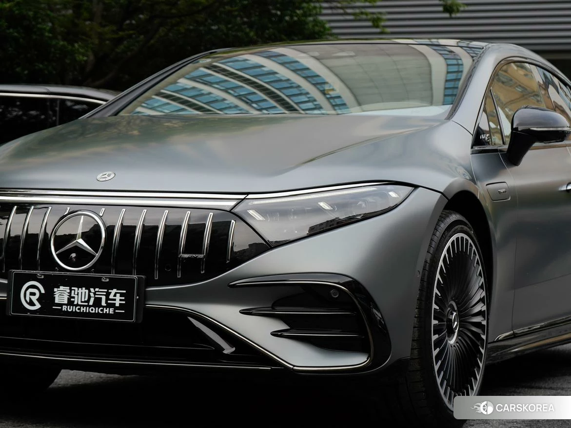 Mercedes-Benz EQS AMG 2022 Темно-серый из Китая, фото 2