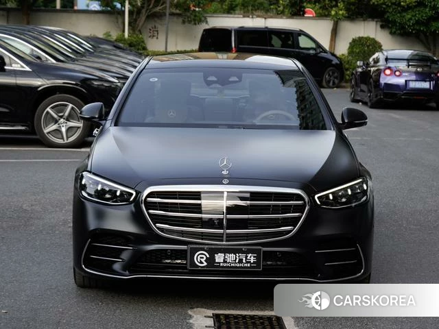 Mercedes-Benz S-class 2024 Черный из Китая, фото 2