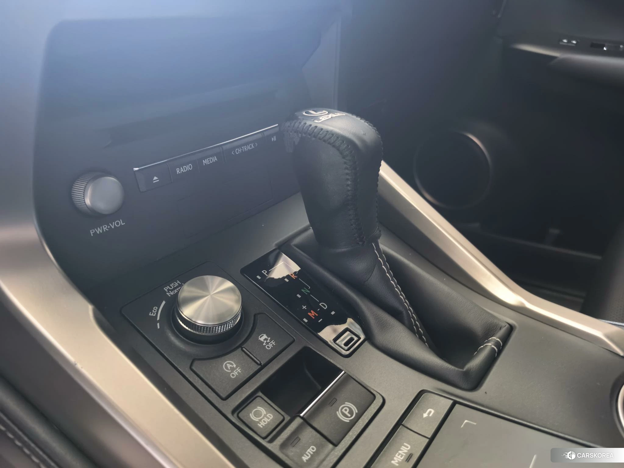 Lexus NX 2019 Белый из Китая, фото 2