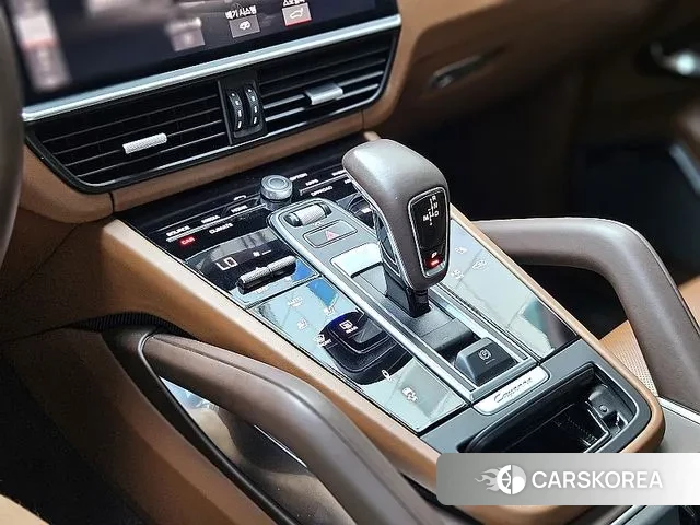 Porsche Cayenne (PO536) 2020 Белый из Кореи, фото 2