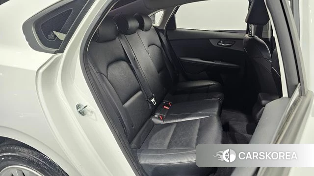 Kia Come New K3 2021 Белый из Кореи, фото 2