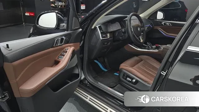 BMW X5 (G05) 2022 Черный из Кореи, фото 2