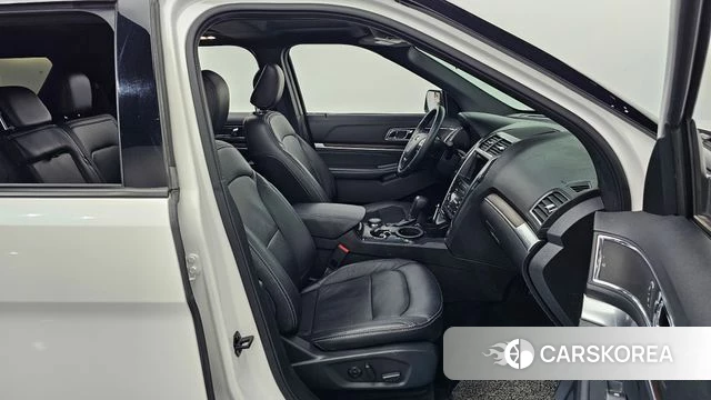 Ford Explorer 2019 Белый из Кореи, фото 2