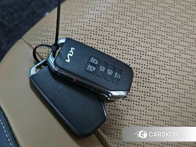 Kia Carnival 4th generation 2022 Черный из Кореи, фото 2