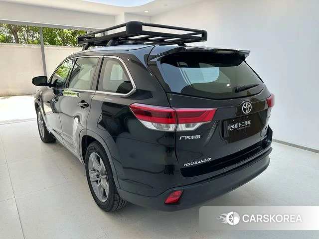 Toyota Highlander 2021 Черный из Китая, фото 2