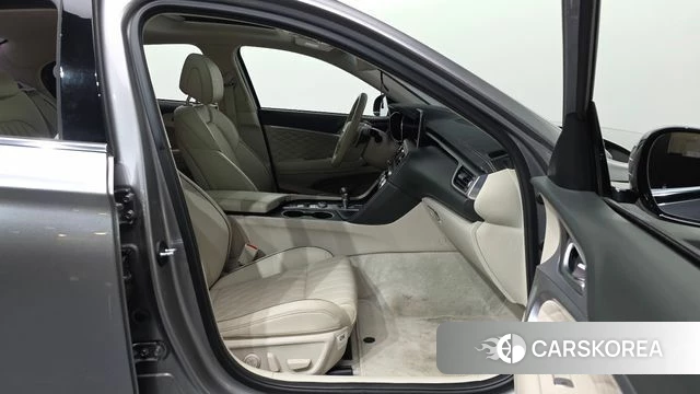 Genesis G70 2019 Серебристо-серый из Кореи, фото 2