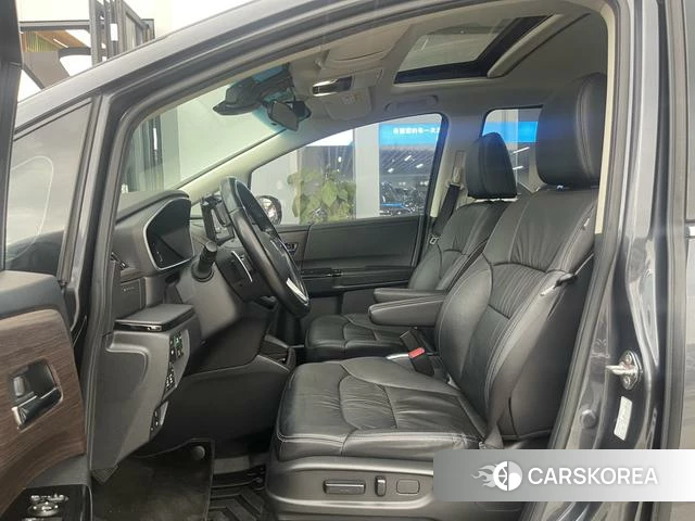 Honda Odyssey 2023 Темно-серый из Китая, фото 2