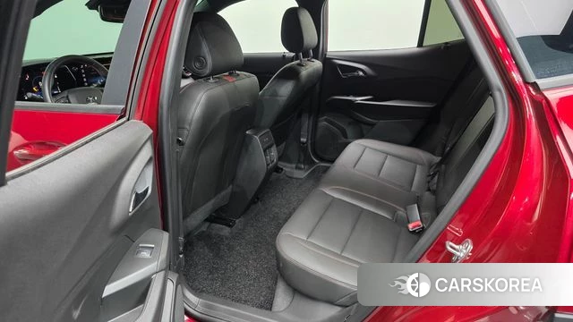 Chevrolet (GM Daewoo) Trax Crossover 2024 Красный из Кореи, фото 2