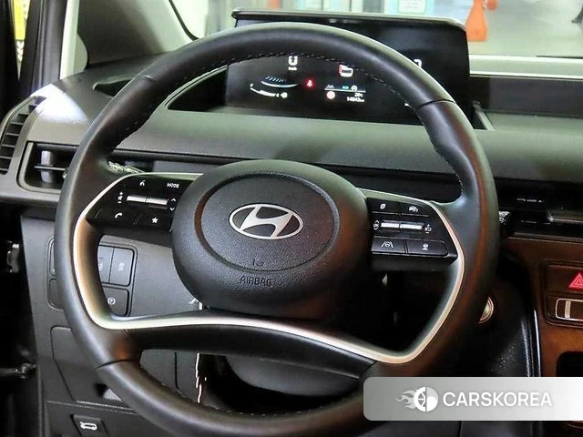 Hyundai Staria 2025 Черный из Кореи, фото 2