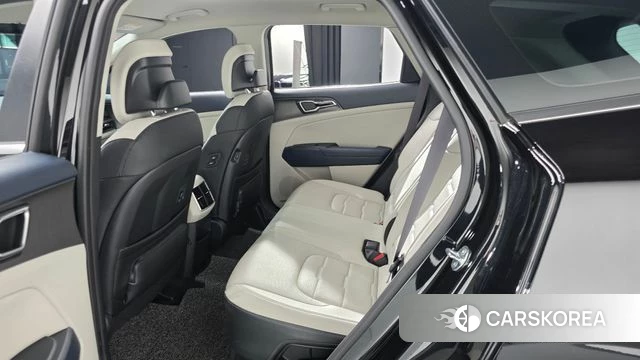 Kia The New Sportage 5th Generation Hybrid 2025 Черный из Кореи, фото 2
