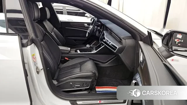 Audi A7 (4K) 2022 Белый из Кореи, фото 2