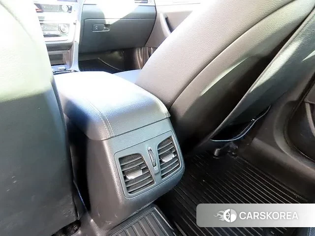 Hyundai Sonata New Rise 2023 Серебристо-серый из Кореи, фото 2