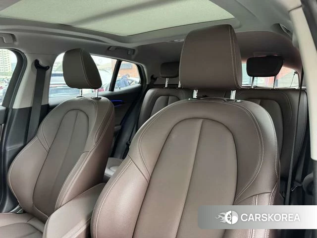BMW X2 2023 Белый из Китая, фото 2