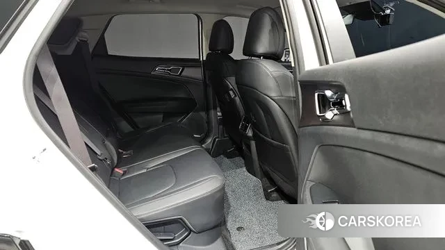 Kia The New Sportage 5th Generation Hybrid 2025 Белый из Кореи, фото 2