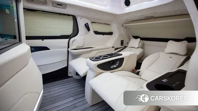 Kia The New Carnival 4th Generation 2025 Черный из Кореи, фото 2