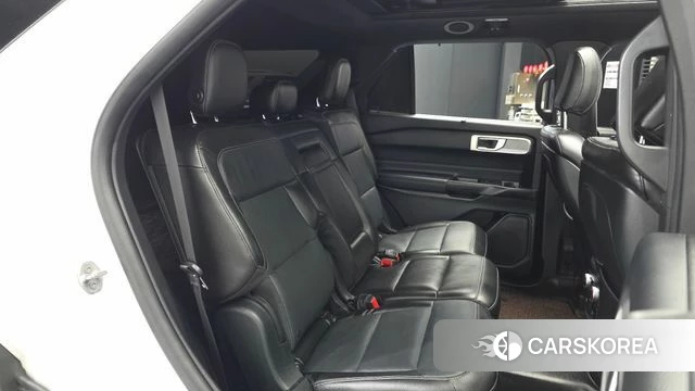 Ford Explorer 6th Generation 2020 Белый из Кореи, фото 2