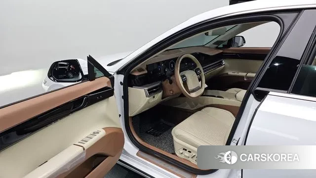 Hyundai Grandeur Hybrid (GN7) 2023 Белый из Кореи, фото 2