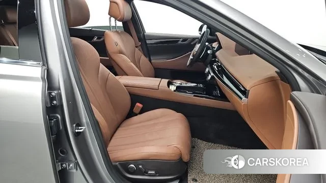 Genesis G80 (RG3) 2022 Серебряный из Кореи, фото 2