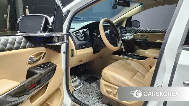 Kia The New Carnival 2019 Белый из Кореи, фото 2