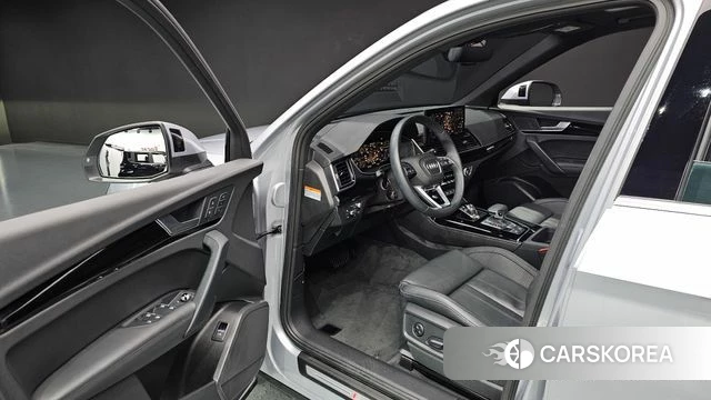 Audi Q5 (FY) 2022 Серебряный из Кореи, фото 2