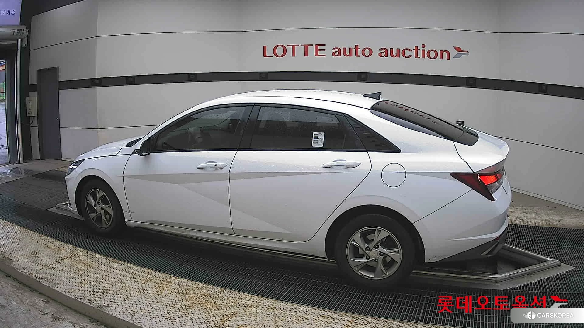 Hyundai Avante 2021 Белый из Кореи, фото 2