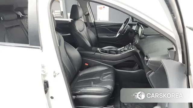 Hyundai The New Santa Fe 2022 Белый из Кореи, фото 2