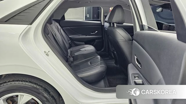 Hyundai Avante (CN7) 2021 Белый из Кореи, фото 2